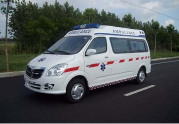 乡城县救护车租赁